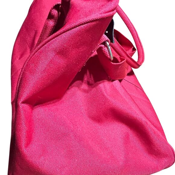 Burberry Red Travel Bag Durable and Spacious - Picture 4 of 9